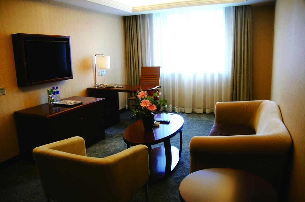 New Gloria Plaza Garden Hotel Harbin Bagian luar foto
