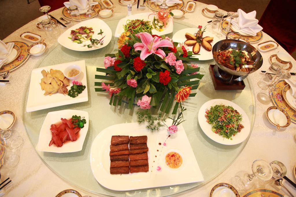 New Gloria Plaza Garden Hotel Harbin Bagian luar foto