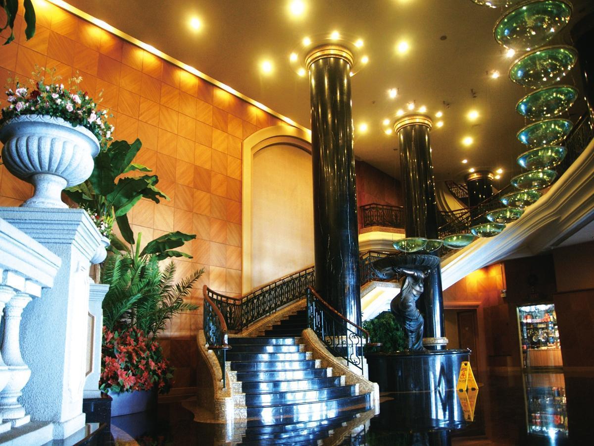 New Gloria Plaza Garden Hotel Harbin Bagian luar foto