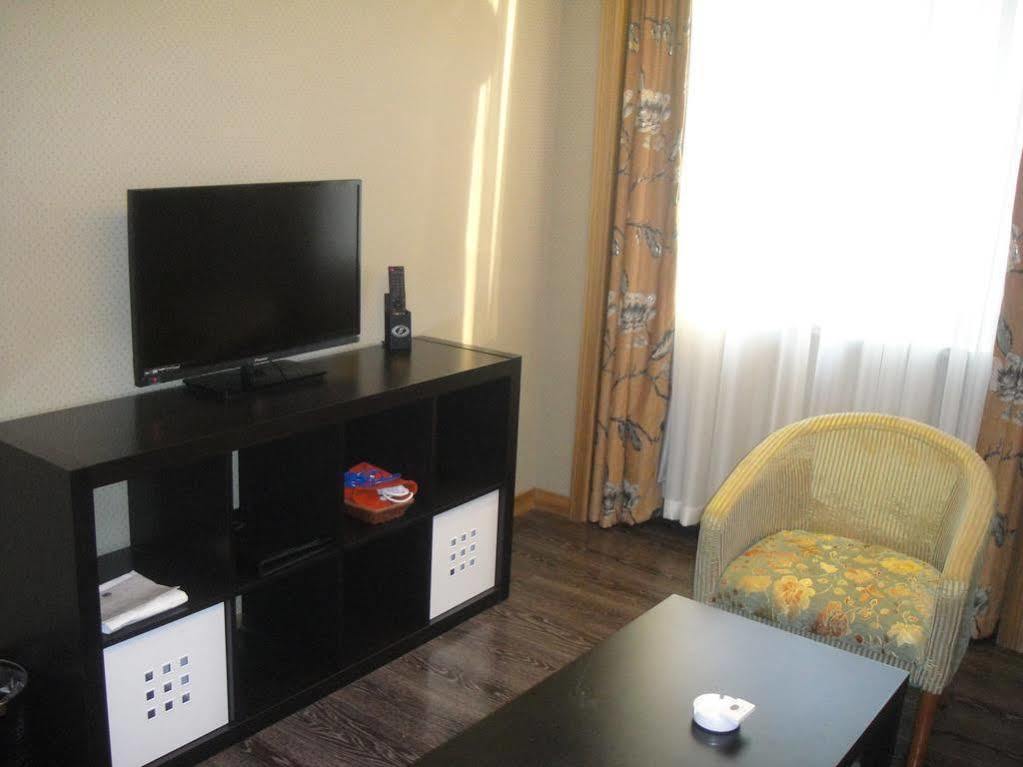 New Gloria Plaza Garden Hotel Harbin Bagian luar foto